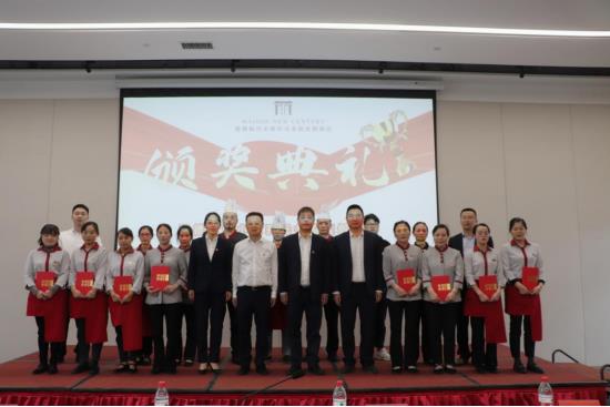 1666753150112796.jpg 54856f1975dd440cc68a9f92782768c.jpg